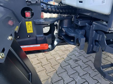 [3342-6285925-10.jpg]