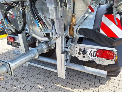 [3342-6296711-5.jpg]