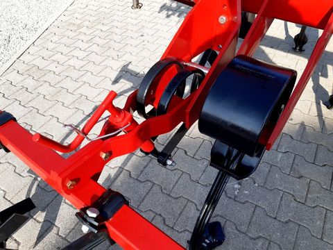 [3342-6310574-8.jpg]