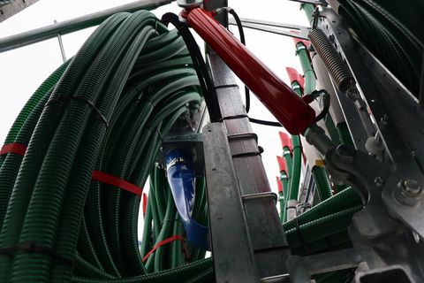 [3342-6333838-12.jpg]