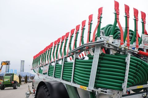 [3342-6333838-13.jpg]