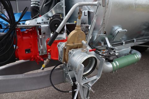 [3342-6333838-5.jpg]