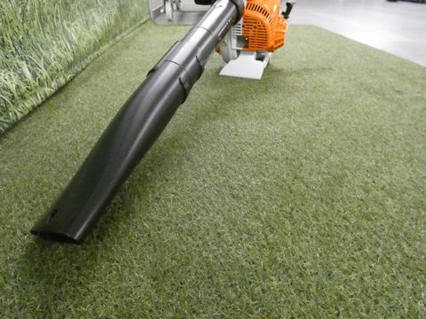 [3342-6448361-4.jpg]