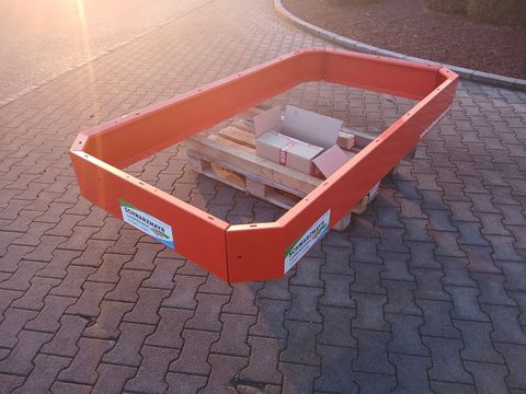 [3342-6448566-4.jpg]