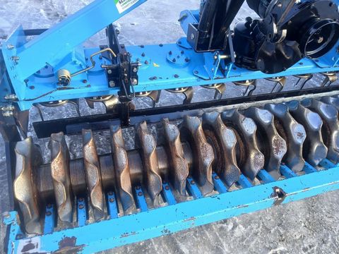 [3342-6525519-9.jpg]