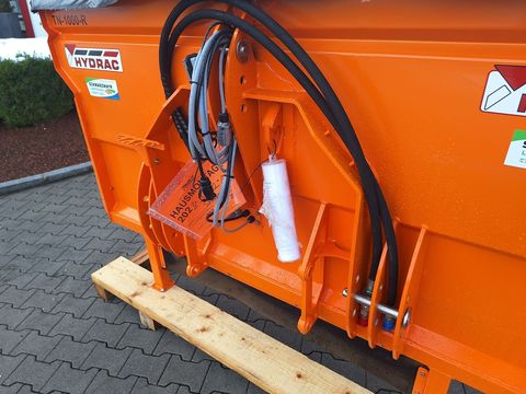 [3342-6601661-7.jpg]