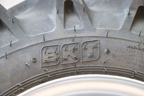 [3342-6619059-12.jpg]