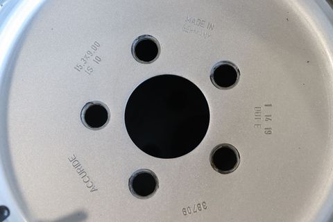 [3342-6619059-9.jpg]