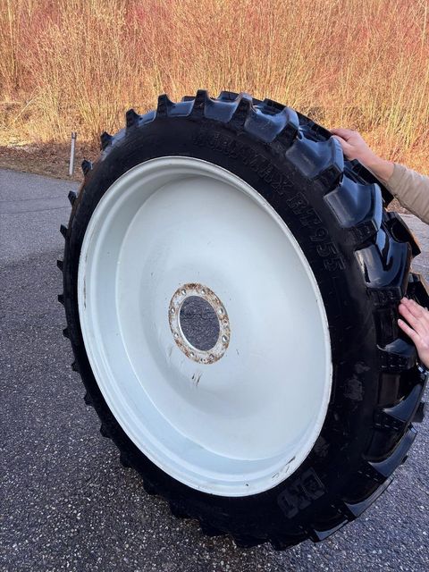 [3342-6750714-11.jpg]