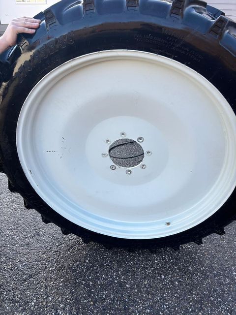 [3342-6750714-5.jpg]