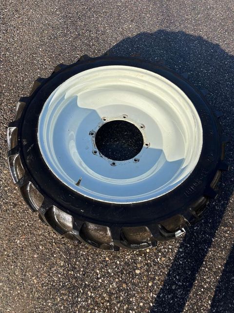 [3342-6750714-8.jpg]