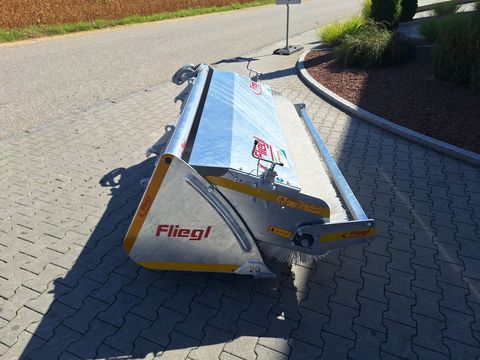 [3342-6754199-7.jpg]