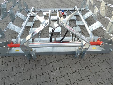 [3342-6777365-8.jpg]