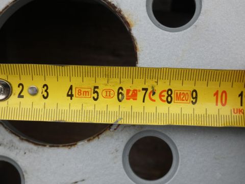 [3342-7410838-6.jpg]