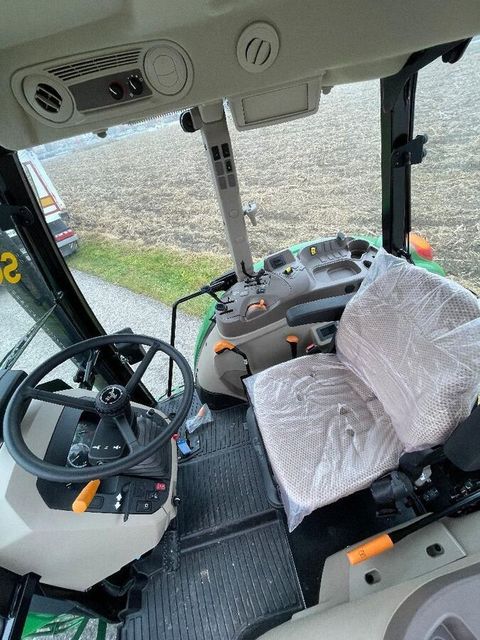 [3358-6478617-9.jpg]