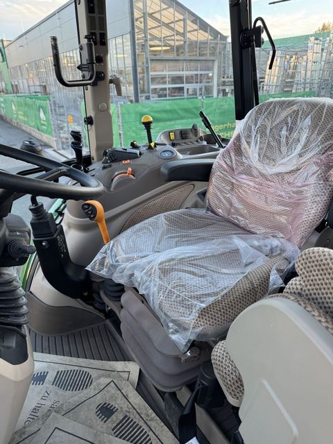 [3372-6379053-9.jpg]