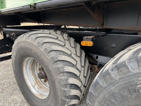 [3372-6891443-7.jpg]