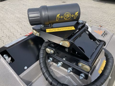 [3379-3247857-3.jpg]