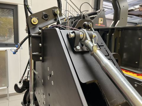 [3379-3282230-5.jpg]