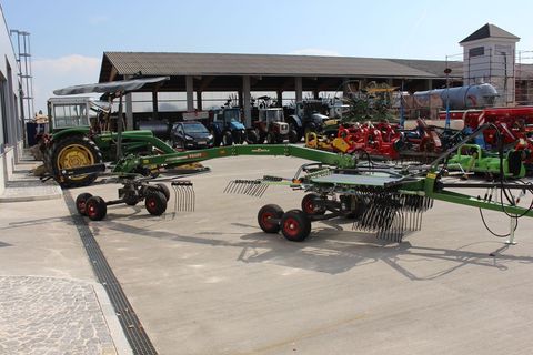 [3379-3472207-4.jpg]