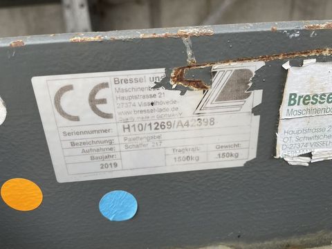 [3379-3480162-5.jpg]