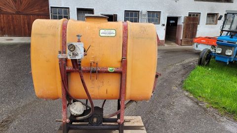 [3379-3587197-6.jpg]