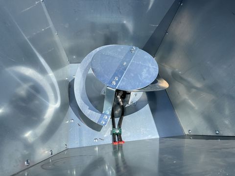 [3379-3912207-26.jpg]