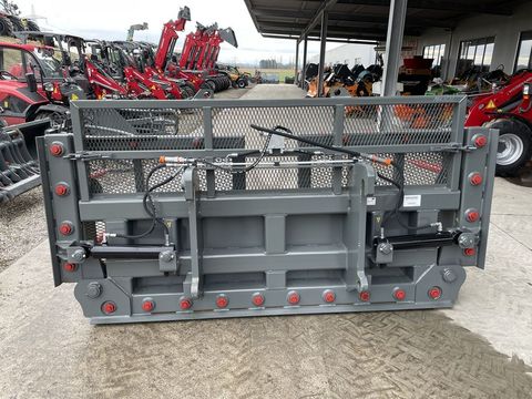 [3379-4203748-10.jpg]