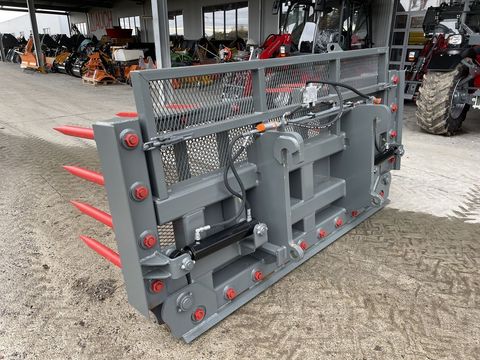 [3379-4203748-11.jpg]