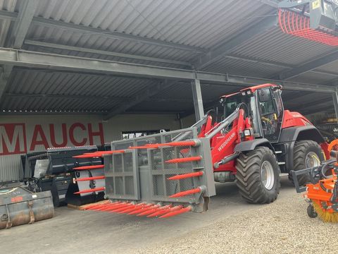 [3379-4203748-17.jpg]