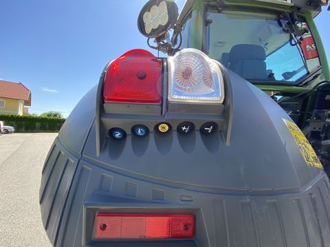 [3379-4402330-9.jpg]