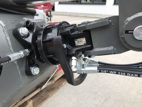 [3379-4546798-7.jpg]