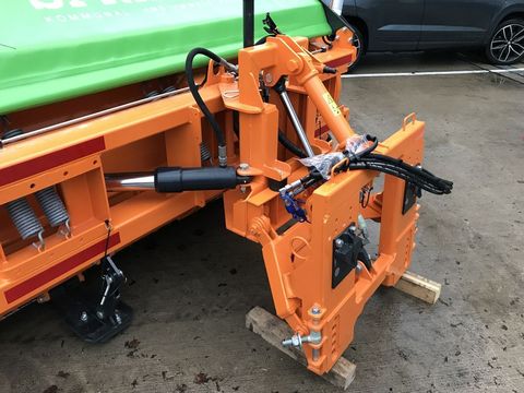 [3379-4580266-9.jpg]