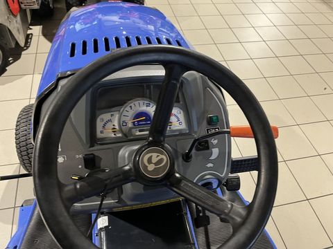 [3379-4723086-12.jpg]