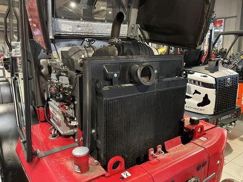 [3379-4866044-16.jpg]