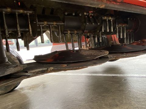 [3379-5384442-14.jpg]