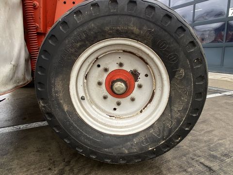 [3379-5384442-19.jpg]