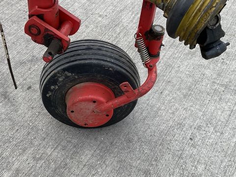 [3379-5489957-7.jpg]