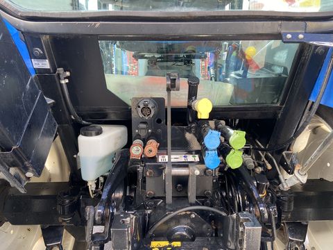 [3379-6116543-7.jpg]