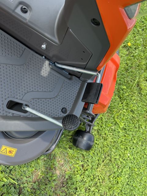 [3379-6293500-8.jpg]