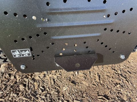 [3379-6299979-12.jpg]