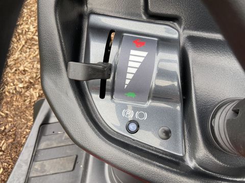 [3379-6299979-3.jpg]