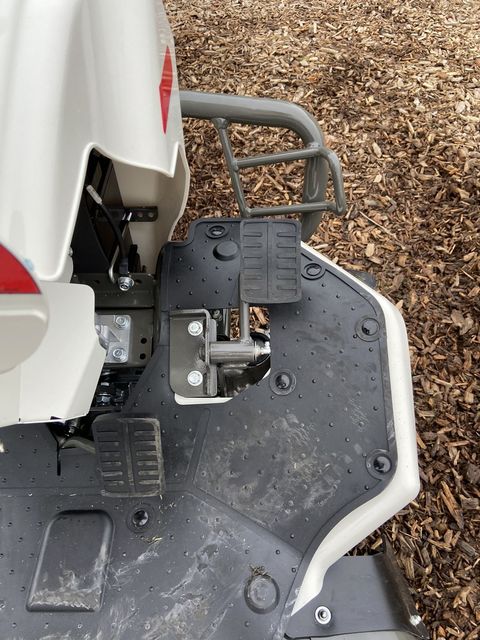 [3379-6299982-8.jpg]