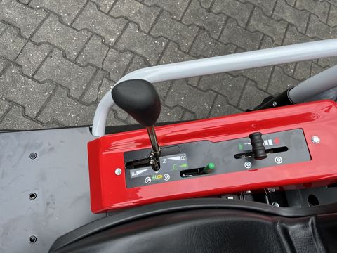 [3379-6310489-10.jpg]