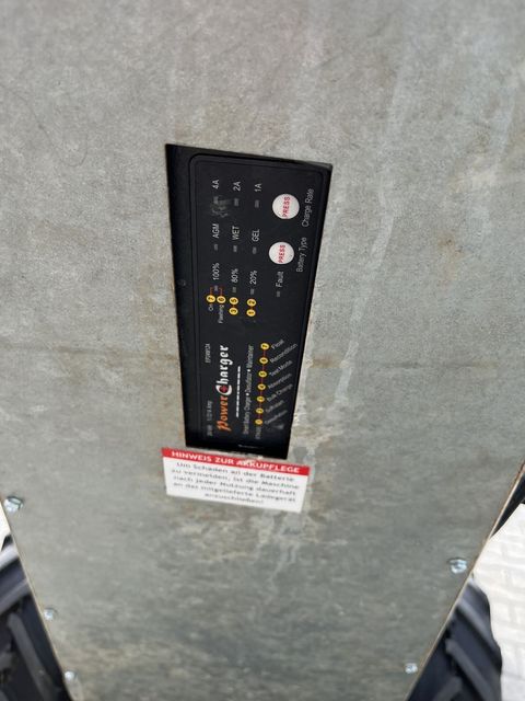 [3379-6343420-8.jpg]