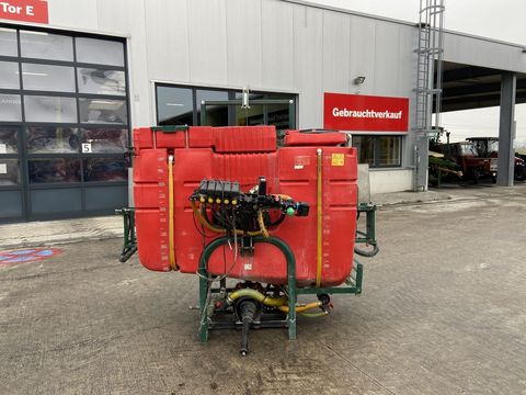 [3379-6495617-5.jpg]