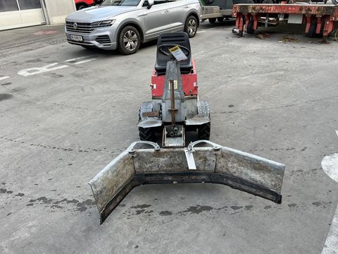 [3379-6538131-3.jpg]