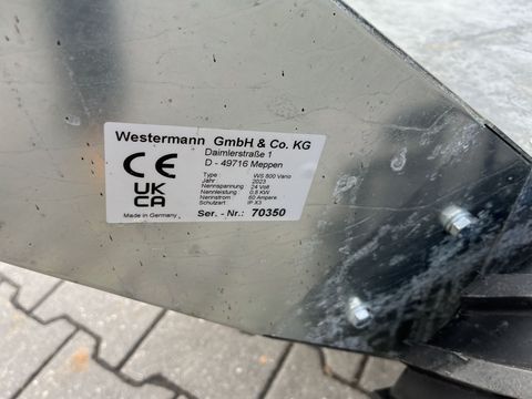 [3379-6538135-10.jpg]