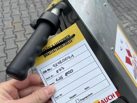 [3379-6538135-11.jpg]