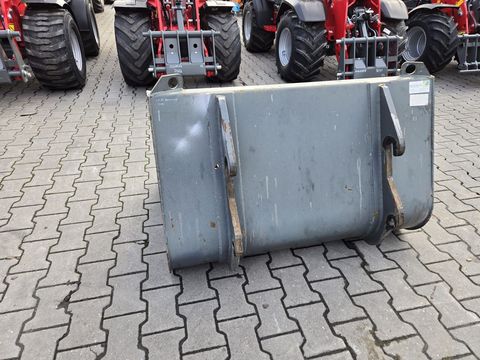 [3379-6538368-5.jpg]